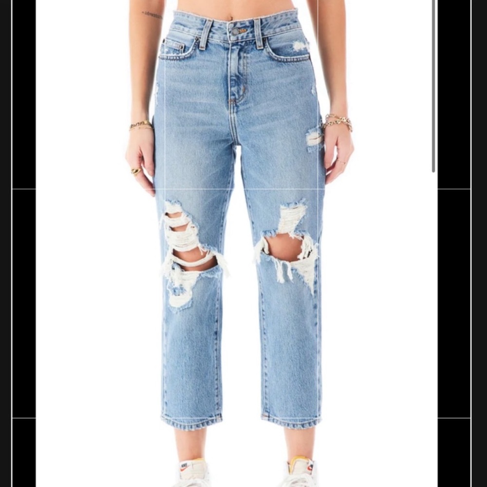CARMAR LF HERMIA MALI Ripped High Rise Loose Crop Boyfriend Jeans Blue
Size 26